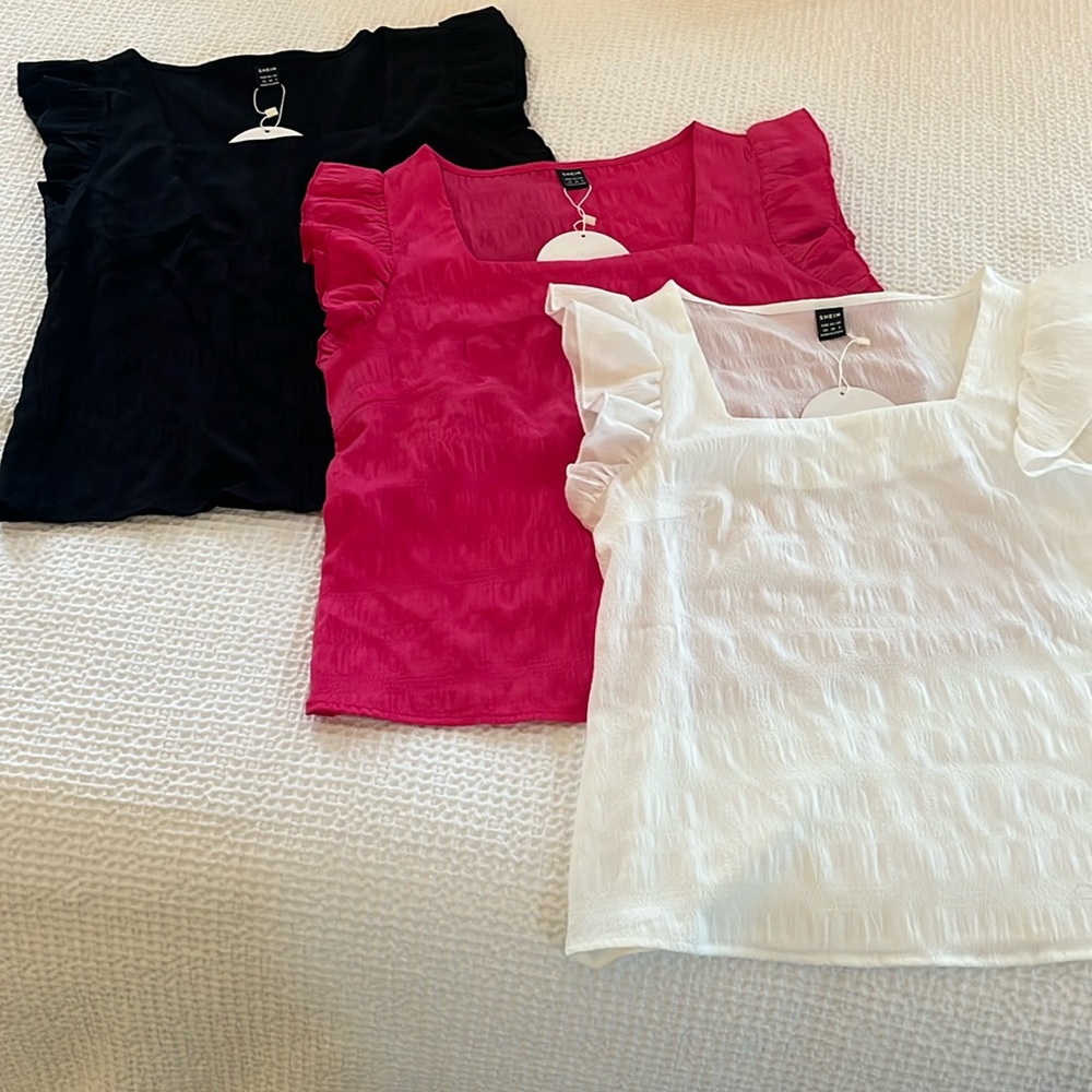 Set of 3 Ruffle Tanks, XS 2